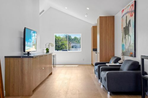 4552 Ethel Ave, North Hollywood CA  91605-4703 exterior