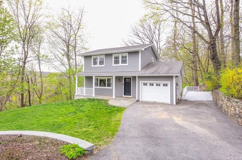 194 Canterbury Rd, White Plains, NY 10607-1029