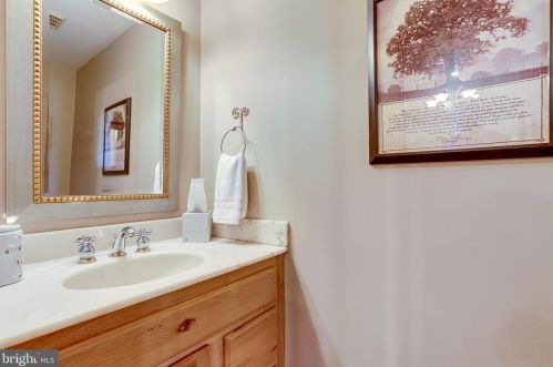 3714 Mountain Rd, Haymarket VA  20169-1739 exterior