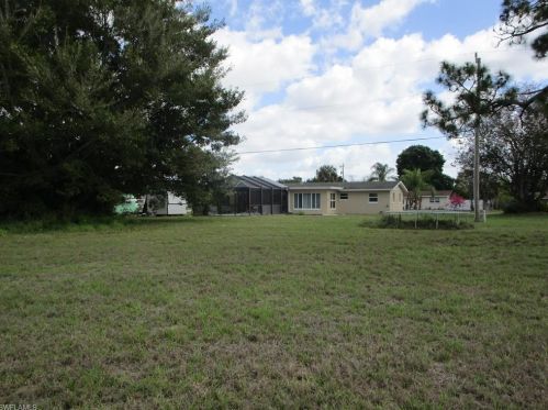 119 Coolidge Ave, Lehigh Acres, FL 33936-6267