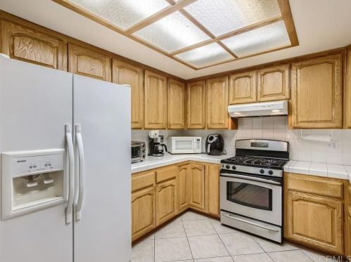 27509 Boston Dr, Menifee CA  92586-2105 exterior