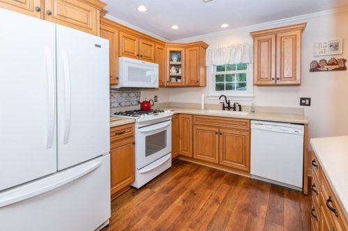110 Circle Dr, Somerset, PA 15501-1204
