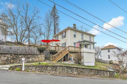 11 Harvard Ave, Huntington, CT 06484-5602