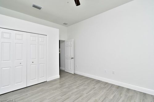 422 Progress Ave, Lehigh Acres FL 33974-0459 exterior