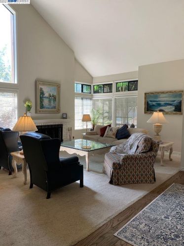642 Las Barrancas Dr, Danville, CA 94526-2343