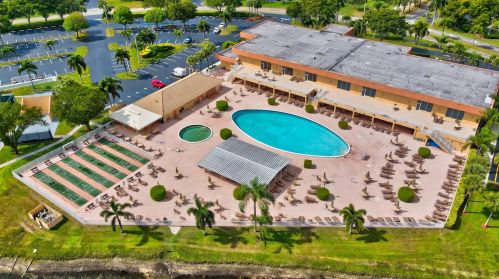 15488 Lakes Of Delray Blvd, Delray Beach FL  33484-4154 exterior
