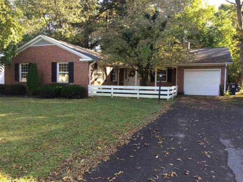 1007 Sharpe St, Murray, KY 42071-1933