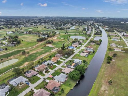 290 Rotonda Cir, Placida, FL 33947-2149