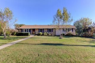 5416 Green Acre Dr, Knoxville, TN 37924-2101
