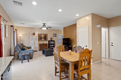 5014 6 St, Phoenix AZ 85012-1311 exterior