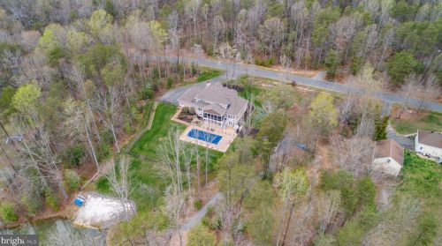 7905 Waterford Dr, Spotsylvania VA  22551-2204 exterior