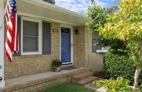 713 Tupelo Cir, Fayetteville, NC 28304-2245