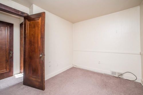 2920 Glendale Ave, Pittsburgh PA 15227-2537 exterior