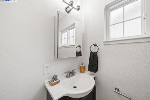 2043 Del Monte St, Livermore CA  94551-1116 exterior