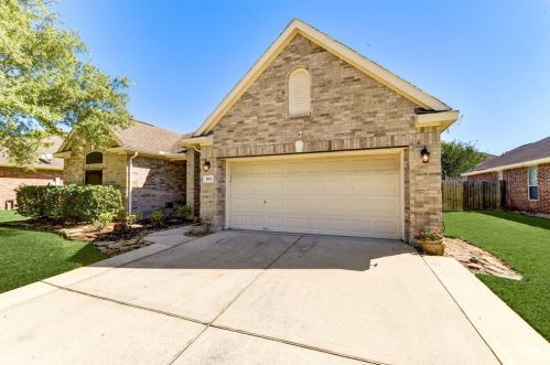 1913 Oak Shire Dr, Pearland, TX 77581-7289