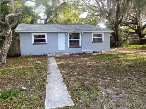 3718 19 Ave, Saint Petersburg FL  33711-3103 exterior