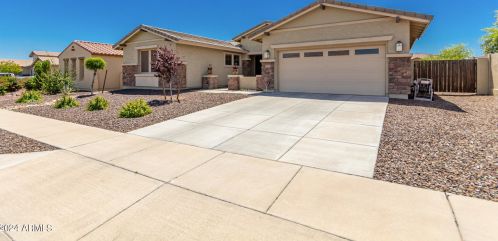 19257 Oregon Ave, Litchfield Park, AZ 85340-5755