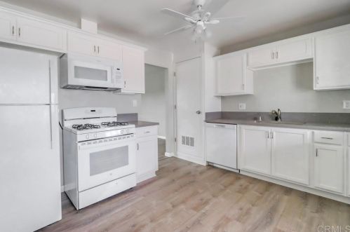 9261-63 Earl St, La Mesa CA  91942-3842 exterior