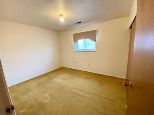 59 Miriam Dr, Florence KY  41042-1809 exterior