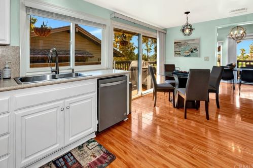 8 Arboles, Irvine CA 92612-2626 exterior