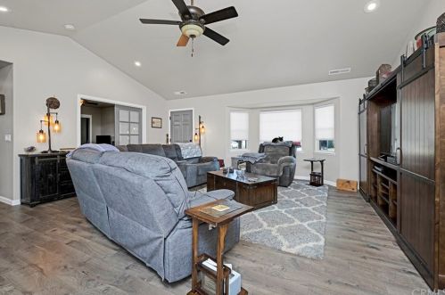 18418 Spyglass Rd, Middletown CA  95467-8656 exterior