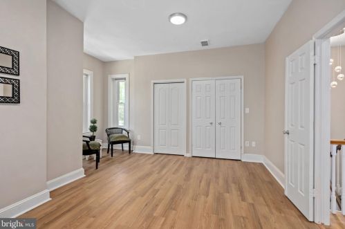 817 T St, Washington DC 20001-4119 exterior