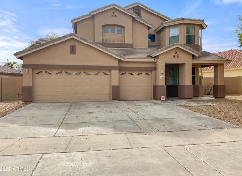 8769 Hayward Ave, Glendale, AZ 85305-3964