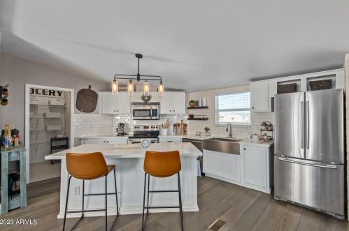 29419 183rd Ave, Sun City AZ  85387-9696 exterior