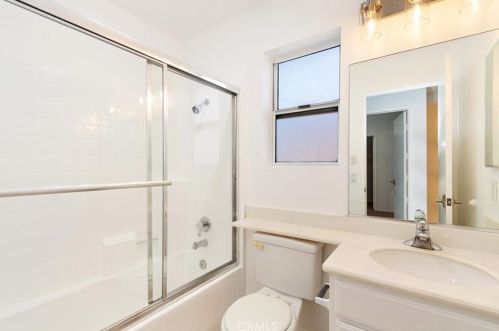 31236 Puas Dr, Temecula CA  92592-5714 exterior