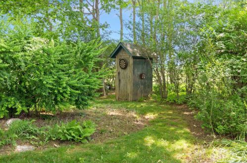 44 Sound Dr, Greenport NY  11944-1007 exterior