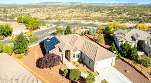 520 Laguna Dr, Cornville, AZ 86325-5146