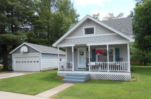 823 Graham Ave, Antigo WI  54409-1921 exterior