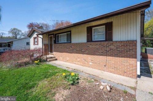 912 Regency Rd, Woodbridge, VA 22191-1333