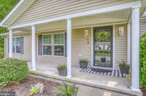 30 Vernell Ct, Dover, DE 19901-1397
