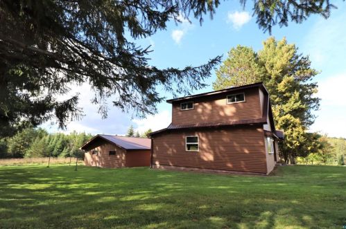 233 Layman Dr, Mellen, WI 54546-9009