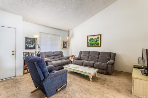 10793 Loro Verde Ave, Loma Linda CA  92354-2516 exterior