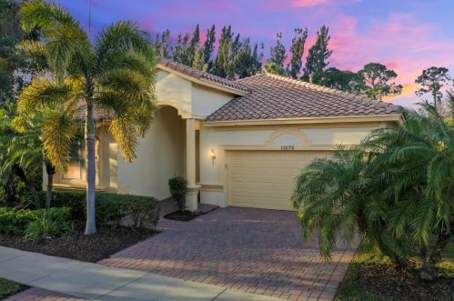 11676 Mountain Ash Cir, Fort Pierce, FL 34987-2486
