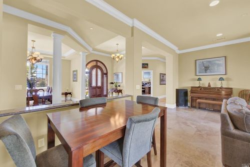 3959 Skyhawk Ln, Vacaville CA  95688-9516 exterior