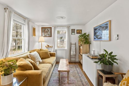 582 Massasoit Rd, Eastham MA 02642-1500 exterior