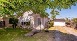 20740 Fowler Ave, Laton, CA