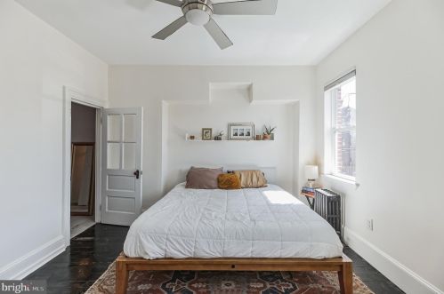 927 Mckean St, Philadelphia PA  19148-2326 exterior