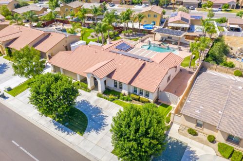 981 Park Ave, San Jacinto CA  92583-5407 exterior