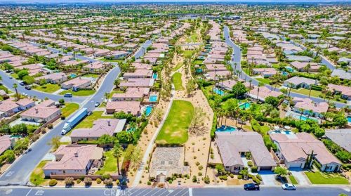 79806 Barcelona Dr, La Quinta CA  92253-8809 exterior