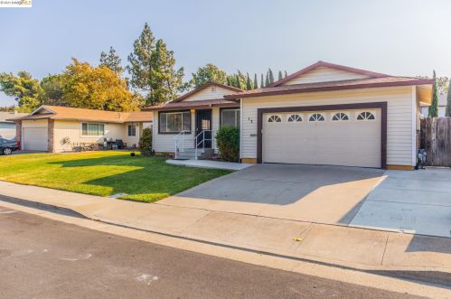 17 Shasta Dr, Rio Vista, CA 94571-1511