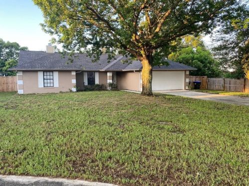 2947 Golden Rock Dr, Orlando, FL 32818-3313
