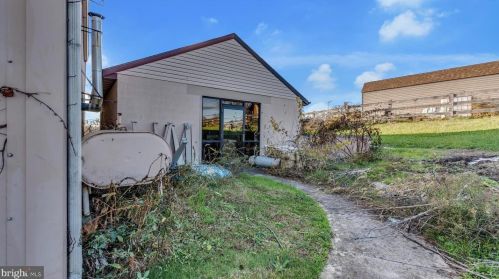 1188 Felton Rd, Red Lion PA  17356-9324 exterior