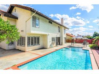 3236 Casa Bonita Dr, Bonita, CA 91902-1721