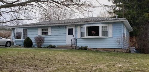 6543 Mullen Dr, Auburn, NY 13021-9502