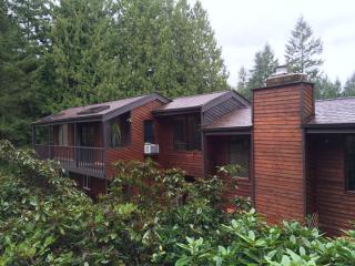 2503 Greenlawn St, Olympia, WA 98503-3734