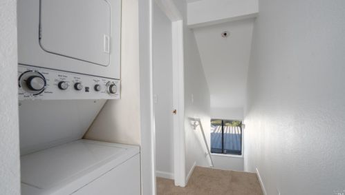 1976 Windmill Cir, Santa Rosa CA  95403-6925 exterior